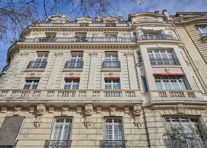 Appartement Luxurious Airconditioned Arc De Triomphe Parijs